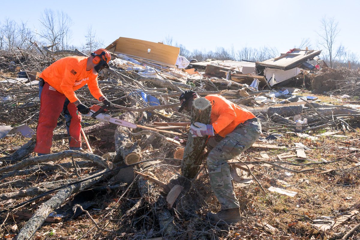 Franklin_Graham's tweet photo. Our @SamaritansPurse teams and volunteers continue to serve in Clarksville, Tennessee, after devastating storms and tornadoes ripped through the area earlier this month. This has been a difficult season for many families who have lost so much there—please keep them in your prayers.