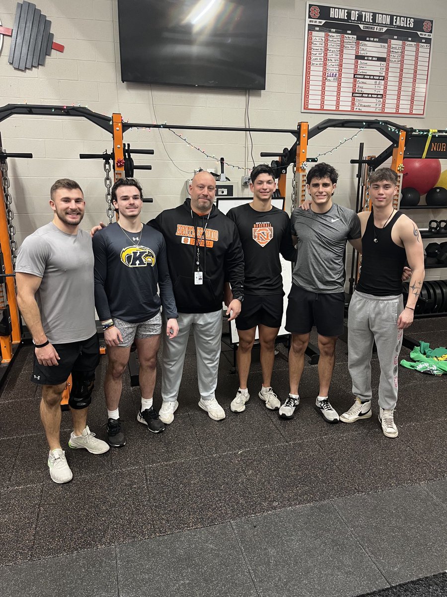 NO Eagles Coach B (@nofbpersist) on Twitter photo Great to see our Eagle football alumni back home for the holidays! Here we have a US Marine, 3 college football players and a collegiate baseball player! Your hometown is proud of all of you! <a href="/NOCSEagles/">NorthOlmstedSchools</a> <a href="/NorthOlmsted_OH/">City of North Olmsted</a> <a href="/NOEagles/">North Olmsted Eagles</a> Great to see our Eagle football alumni back home for the holidays! Here we have a US Marine, 3 college football players and a collegiate baseball player! Your hometown is proud of all of you! <a href="/NOCSEagles/">NorthOlmstedSchools</a> <a href="/NorthOlmsted_OH/">City of North Olmsted</a> <a href="/NOEagles/">North Olmsted Eagles</a>