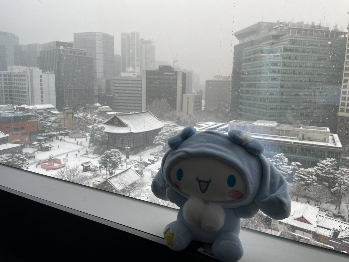 SNOW