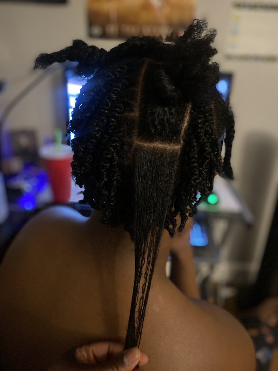 KingKeeki's tweet photo. When ya momma got growing hands 😏 I keeps my babies together when they sit still but boy is this a fuckin job 😩 #boymomproblems https://t.co/hYoiTAVwiL