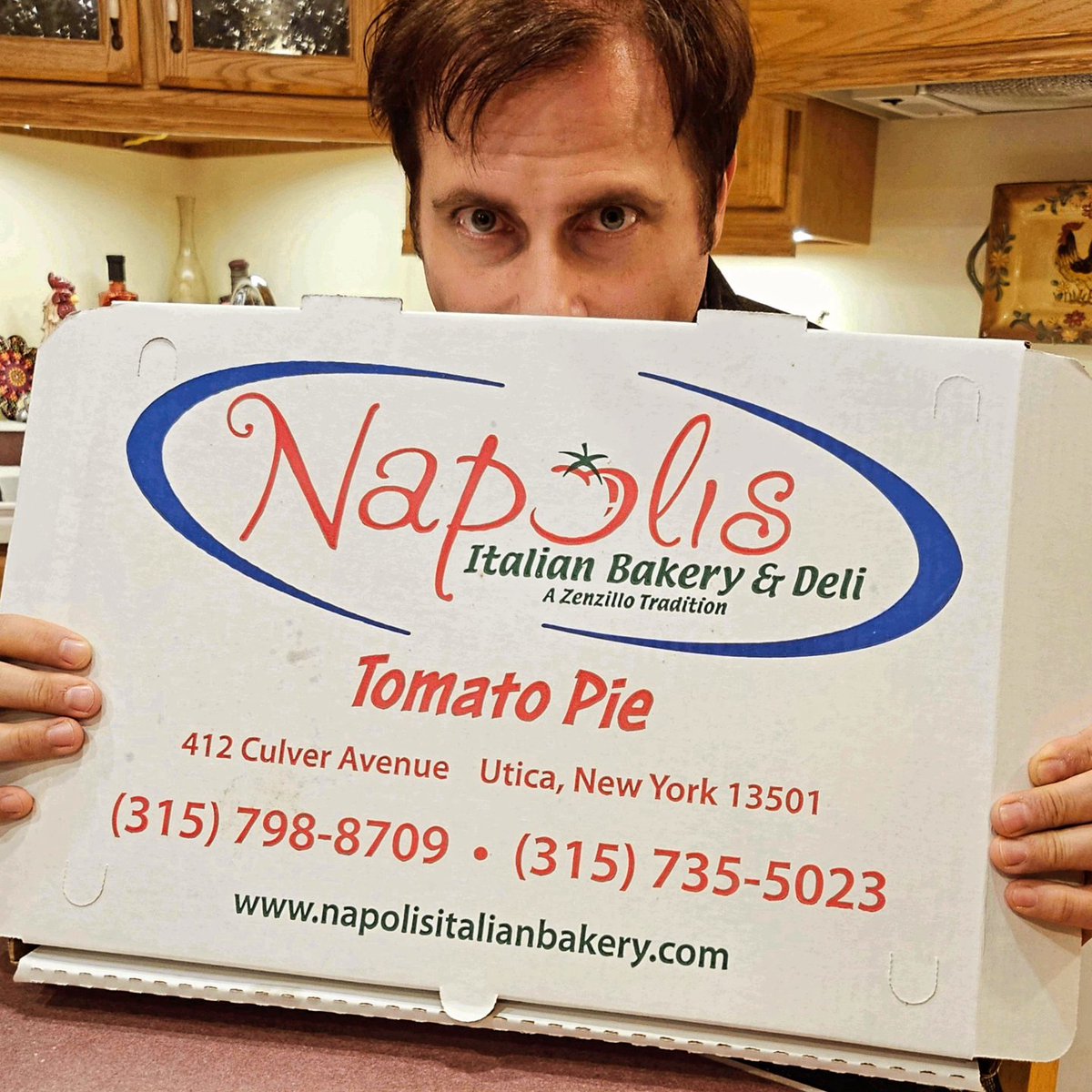 RoccoDapice's tweet photo. Trip to the holy land. Tomato Pie, IYKYK. #utica #ny #napolis #upstateny #napolisitalianbakery #pizza #eastutica @CityofUtica https://t.co/MNDNwqcI4Y