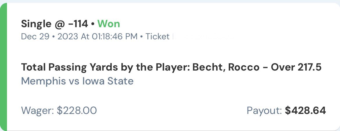 1Propgod's tweet photo. CFB 💎
Max cash Rocco Becht 🔥

For those of you who get college player props!

Cashed at HT over 400 yards 👀
LETS GOOOO

-114✅💰
+195✅💰💰
+390✅💰���💰 https://t.co/dobyxajuSI