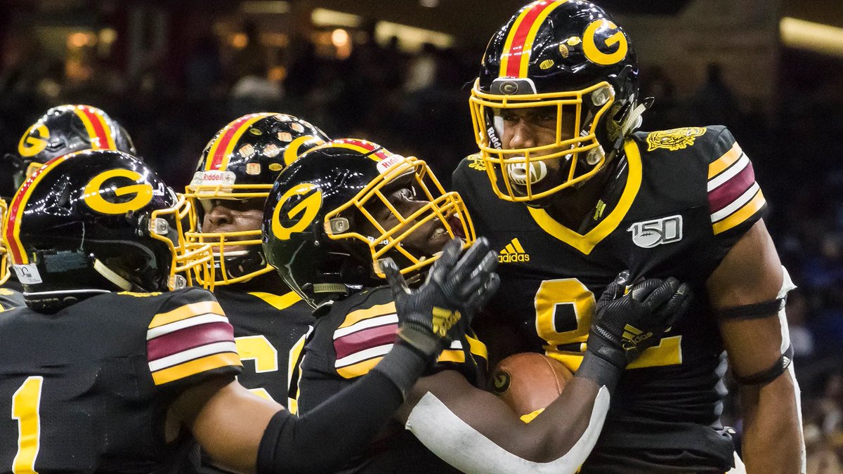 Clifton Young (@datboiiboe) on Twitter photo AG2G
I am blessed and humbled to receive an offer from Grambling University💛‼️<a href="/CedShell/">Coach Cedric Shell</a> <a href="/CoachGDavisFB/">Greg Davis</a> <a href="/CoachJaysmith18/">JaySmith</a> AG2G
I am blessed and humbled to receive an offer from Grambling University💛‼️<a href="/CedShell/">Coach Cedric Shell</a> <a href="/CoachGDavisFB/">Greg Davis</a> <a href="/CoachJaysmith18/">JaySmith</a>