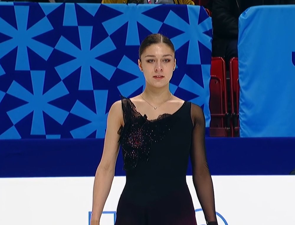 jimmbboe's tweet photo. ANNA!! ❤️❤️#AnnaFrolova #figureskating ❤️⛸️ https://t.co/ygnuygeC3Q