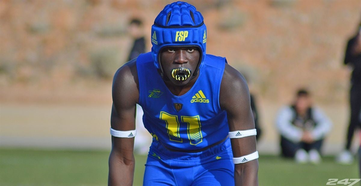 gofordsports's tweet photo. Alumni Grey Squad 2nd Round Picks
2.02: CB Alphonse Oywak 6’1” 175- Eastern Washington @OywakAlphonse 
2.03: WR Leon Neal Jr 5’10” 165- Washington State @Leonk1212
2.06: WR Xavier Mason 6’0” 188- Sacramento State @Xavier_mason15 https://t.co/mygc7zKwF8