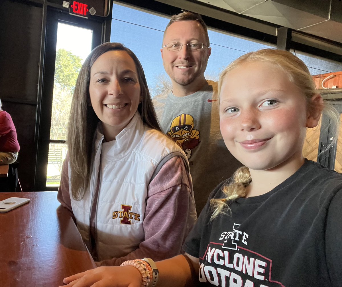 C‘mom, Cyclones … make us proud. 
❤️💛 #LibertyBowl