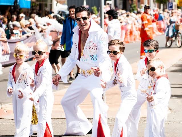 but the real question is - will Jacob Elordi be at the Parkes Elvis Festival ??