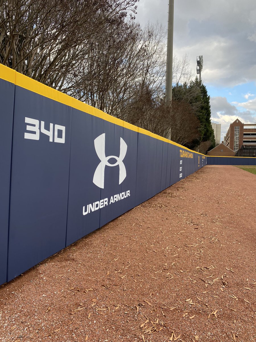 UNCGFacOps's tweet photo. Happy #FacilityFriday‼️

The holiday season brought @UNCGBaseball a HUGE present! 🎁 😍

Check out the MASSIVE upgrade to our baseball stadium! We cannot wait for everyone to see it this spring! 💙🤩💛 https://t.co/Ms7v3oxsRd
