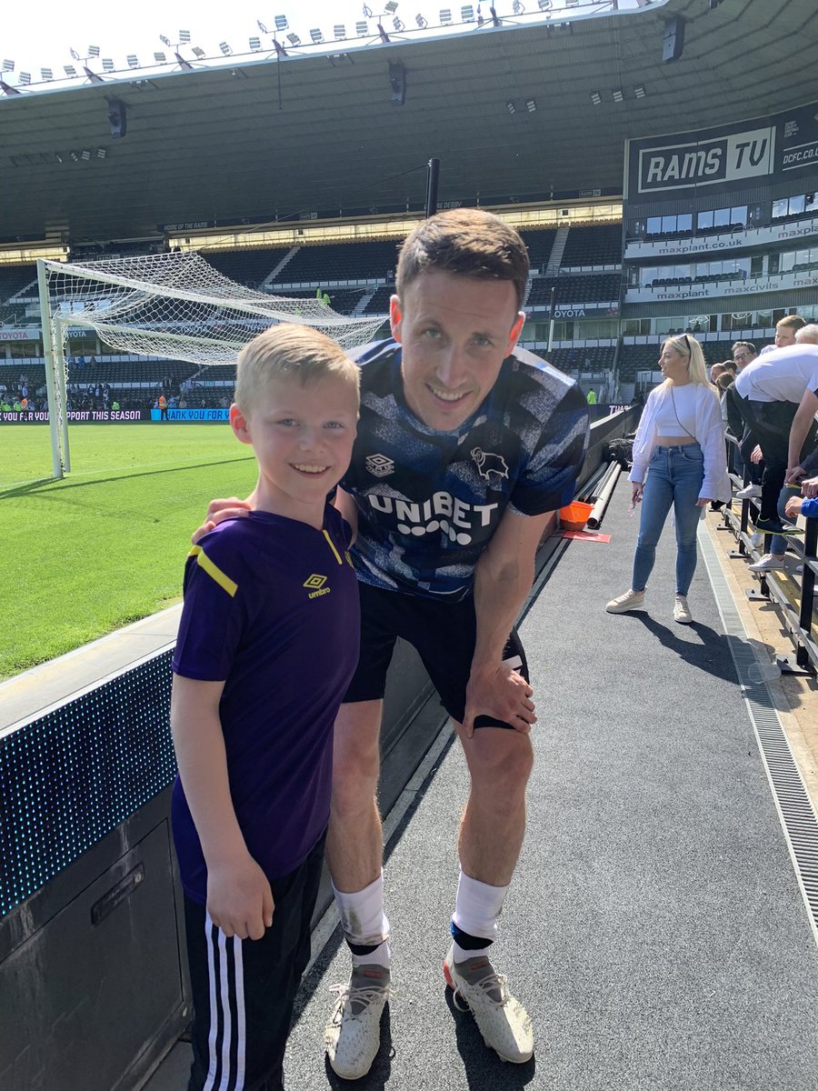 andydacre5's tweet photo. Yessssssss boys @LiamTommo4 FOZZY and Cashin #therams #DCFC #3-2 #neverboring https://t.co/8gtzy3sdqG