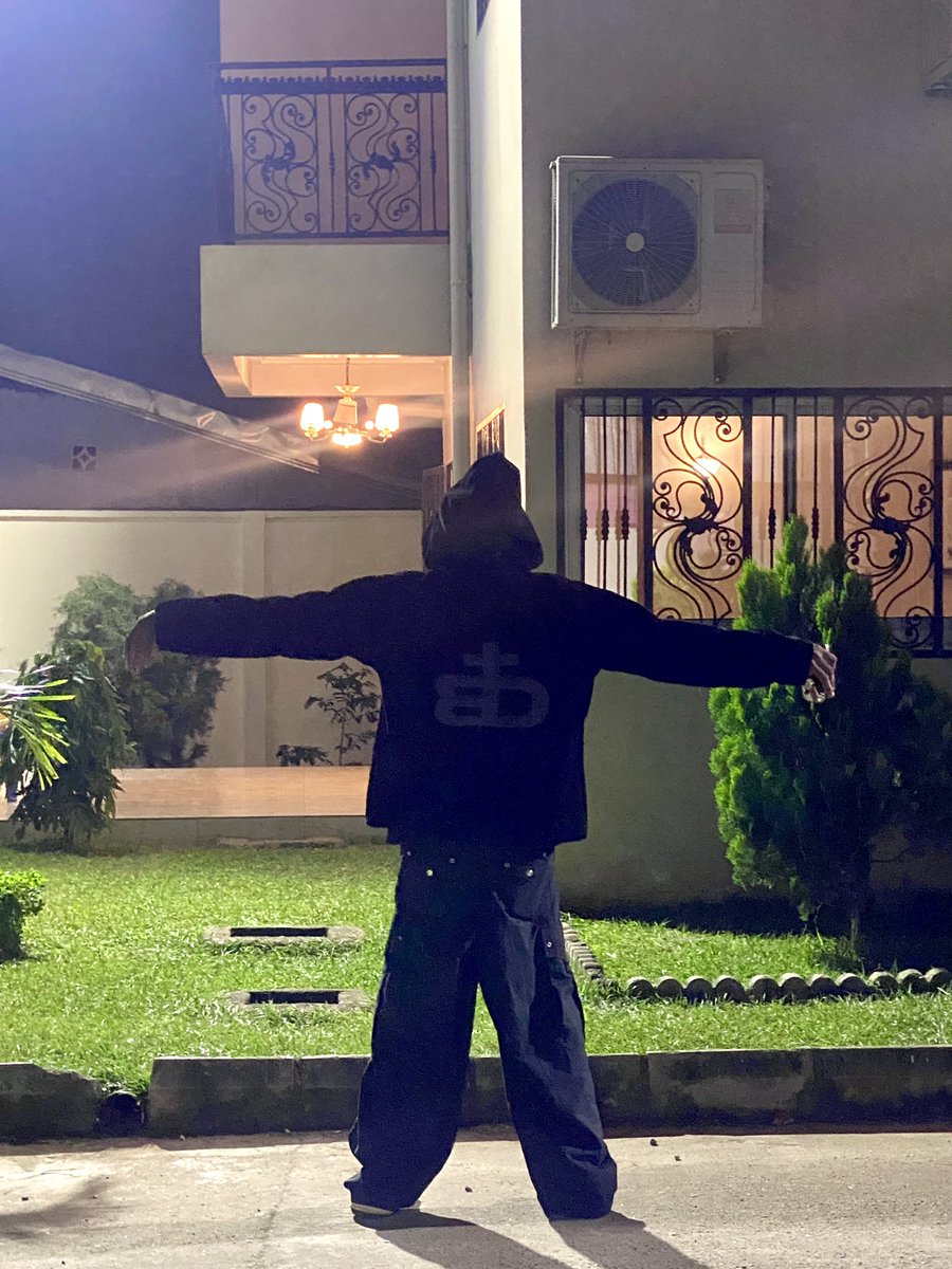 EAP__yeah's tweet image. Blessmoon 🌚