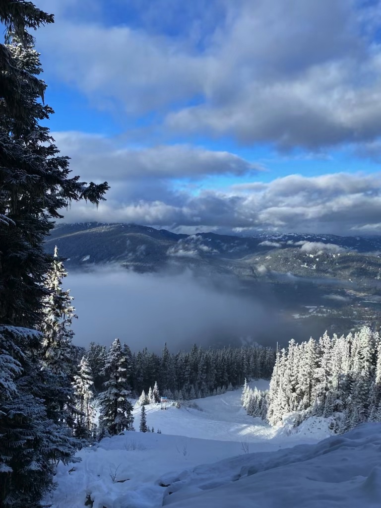 Happy Friday! 🏔️

We hope everyone is enjoying the holidays so far and has a great last couple of days of 2023. ✨

And we look forward to what the new year has in store!

#AirtightSolutions #WhistlerBC #Whistler #HappyHolidays