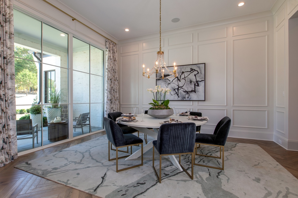 For those who love to host friends and family, a gorgeous dining space is key! This room is large and open making it the perfect place to celebrate life’s moments with those who mean most to you!

#legendhomes #legendarylifestyles #customhomes #luxuryhomes #livealegend