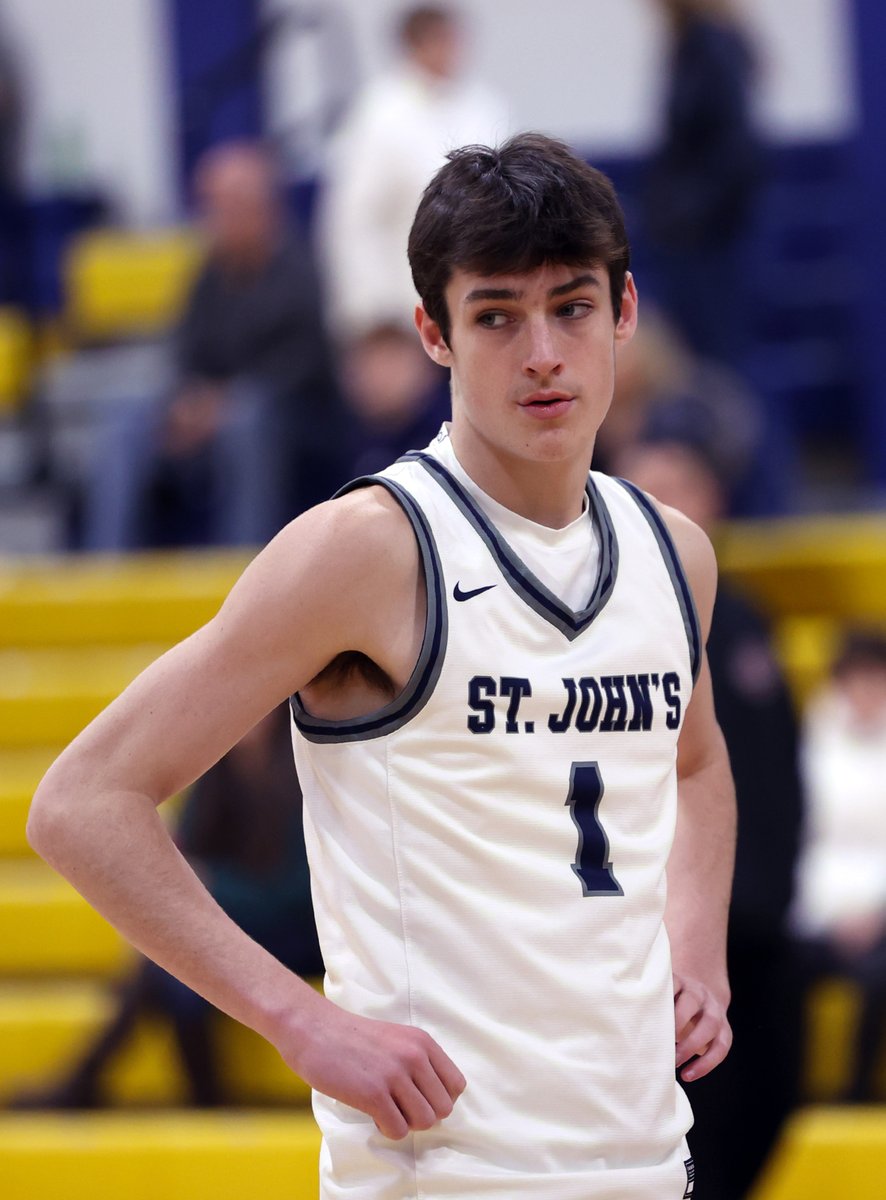 McClellandPeter's tweet image. I now have 56 MaxPreps pictures from the Newburyport/St. John&apos;s Prep boys&apos; basketball game (Commonwealth Christmas Classic - played yesterday), at this link: tinyurl.com/27jt3uz3

@NBPT_BBall @SJPHoop @coach_clay @Port_Athletics @MSONEWSports @TheNestSJP @ehardiman