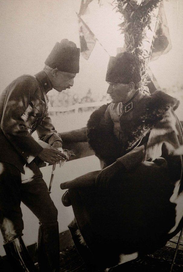 tugceisloading's tweet image. DÜŞECEĞİZ KALKACAĞIZ 
TÜRK DOĞDUK TÜRK KALACAĞIZ.