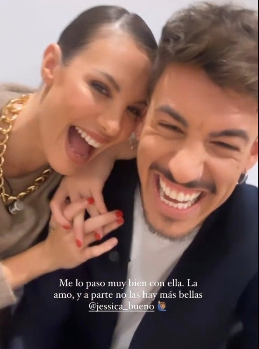 LoreniTaa_93's tweet image. Veros así de felices no tiene precio❤️
Os lo merecéis tantoooooo❤️ sois únicos, vuestro amor es tan bonito y real ❤️
Con ganas estamos de veros esta nochee 🥰 @jessica_bueno90
@Luitingo
#DeViernes29D #DeViernesConJessingo