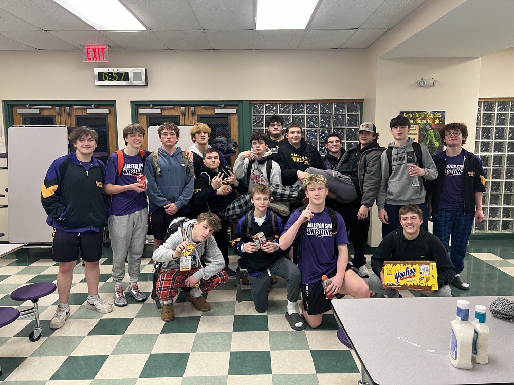 diane_o_connor's tweet photo. Proud of the @BSpaWrestles varsity team &amp; coaching staff for their dedication during the last two days of competition @ Mountain Duals tournament this week. #BallstonSpa went 5-3. Awesome team effort! 💪#BSpaPride #BSpaWrestling https://t.co/zLZY5XvCM1