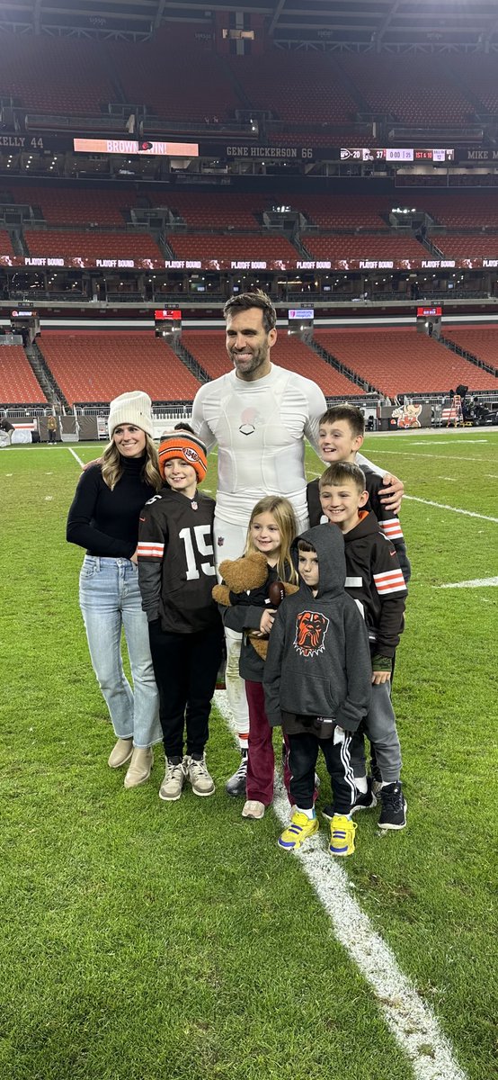 Cleveland, no Ohio, screw it the new USA first family. Flacco Cooper 2024. #browns #FlaccoFever