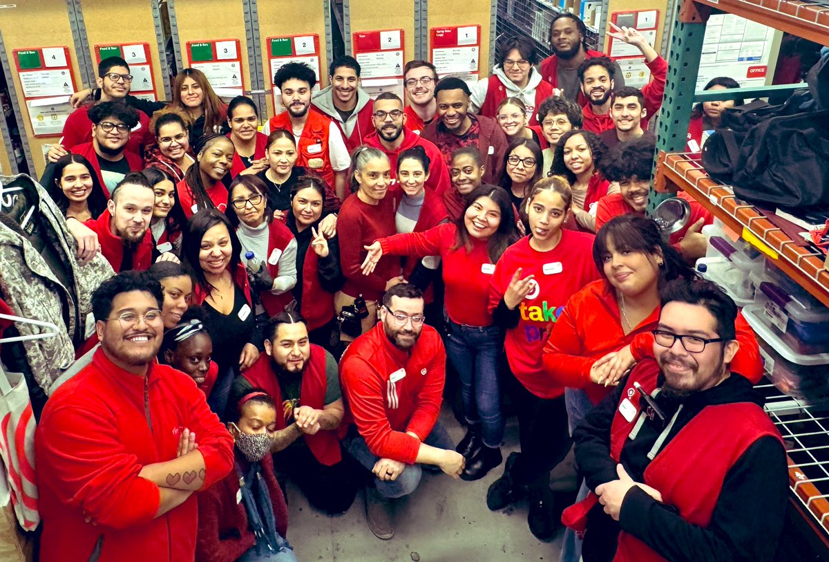 Paul De Leon tweet media