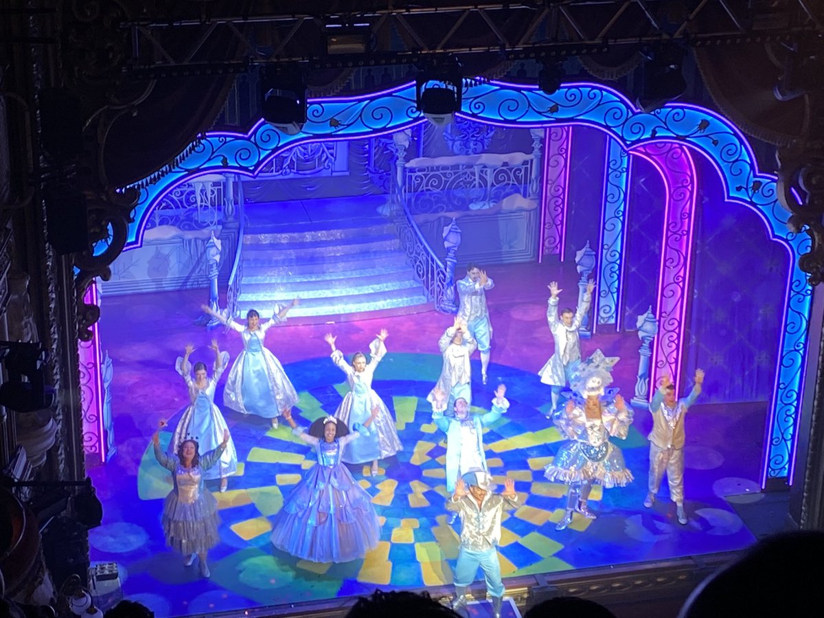 Annual night at the panto. Some good laughs in the script and more out of the script. Loved it!
<a href="/djwilliamsact/">Damian Williams</a> is worth the ticket alone! 
Book me in for next year!
#lyceumpanto #sheffieldlyceum