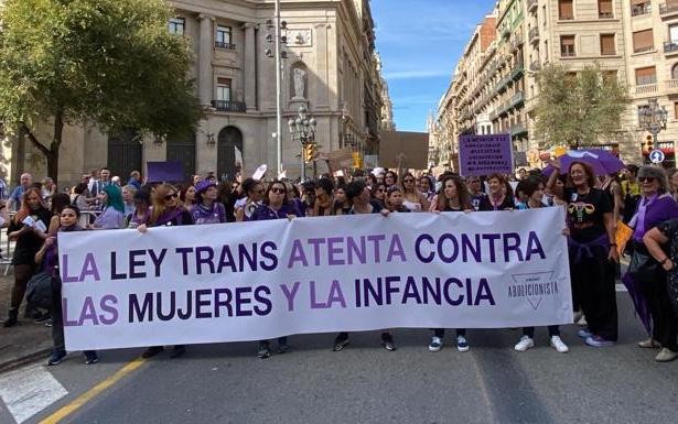FrontPv's tweet image. Feministas, ¡seguimos!
#AboliciónDelSistemaProstitucionalYA
#LOASP
#StopVientresDeAlquiler
#StopMafiaReproductiva
#DerogaciónInstrucción2010
#StopTerrorismoMachista
#StopDelirioTrans 
#DerogaciónLeyesTrans
#CoeducaciónRealYA
#SerMujerNoEsUnSentimiento 
#NoAlBorradoDeLasMujeres