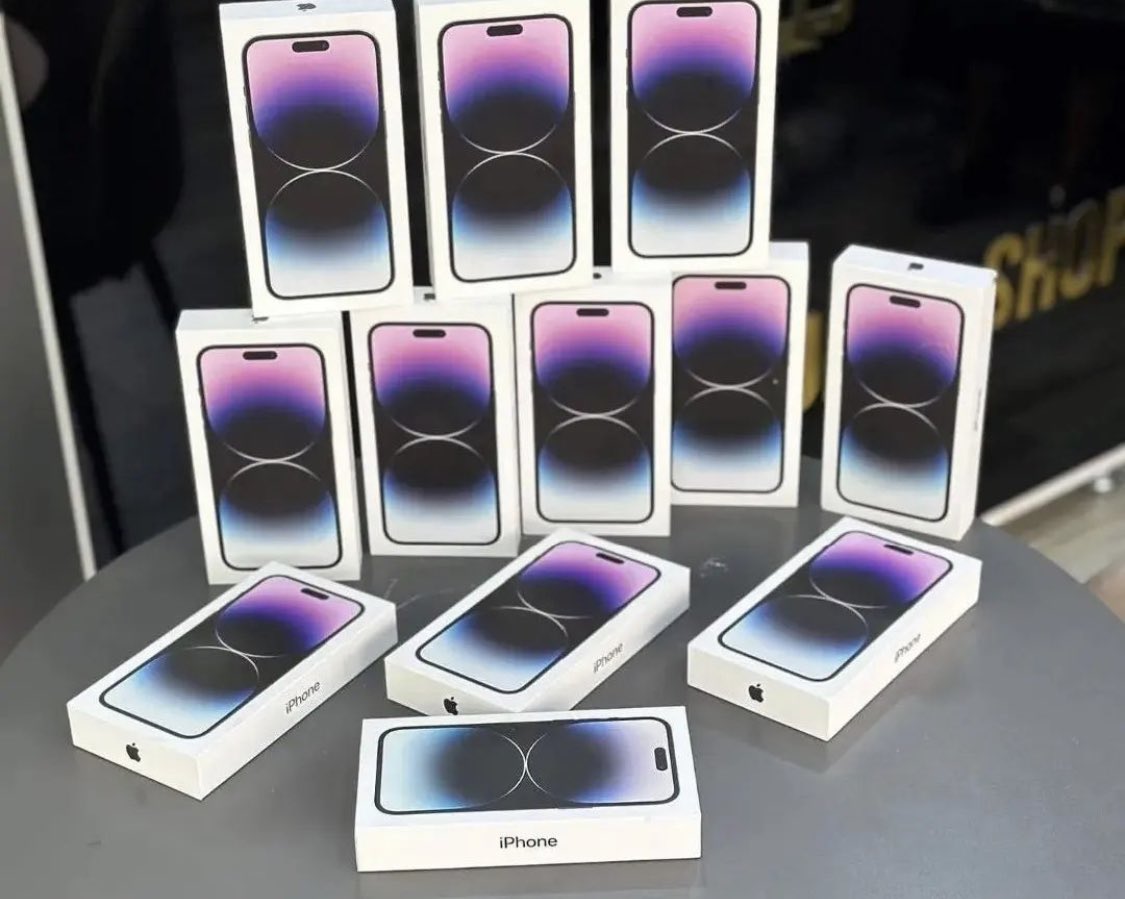 bp_A16's tweet image. \年内ラストおおおおーーー✨🙇‍♂️/

ドドーンと50名に
どれか1台差し上げます！

【景品】
・iPhone14
・Mac Book Pro 
・iPad Air

【応募方法】
▣フォロー
▣固定ツイRT
▣いいね

欲しいものしっかりコメントで
アピール下さい↴