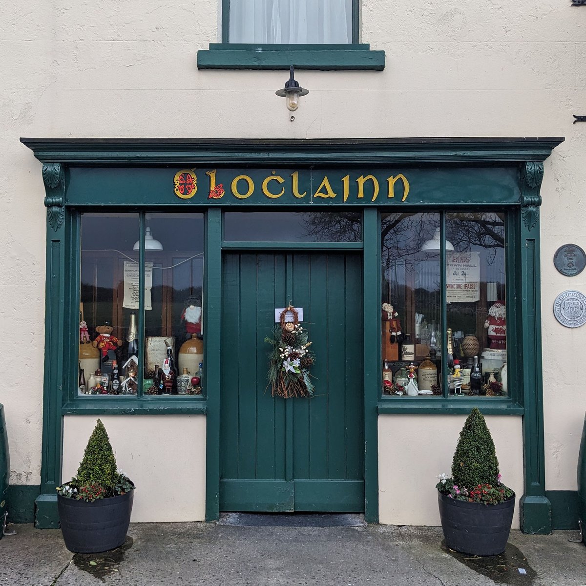 Oloclainn, Ballyvaughan, Co. Clare, Ireland.