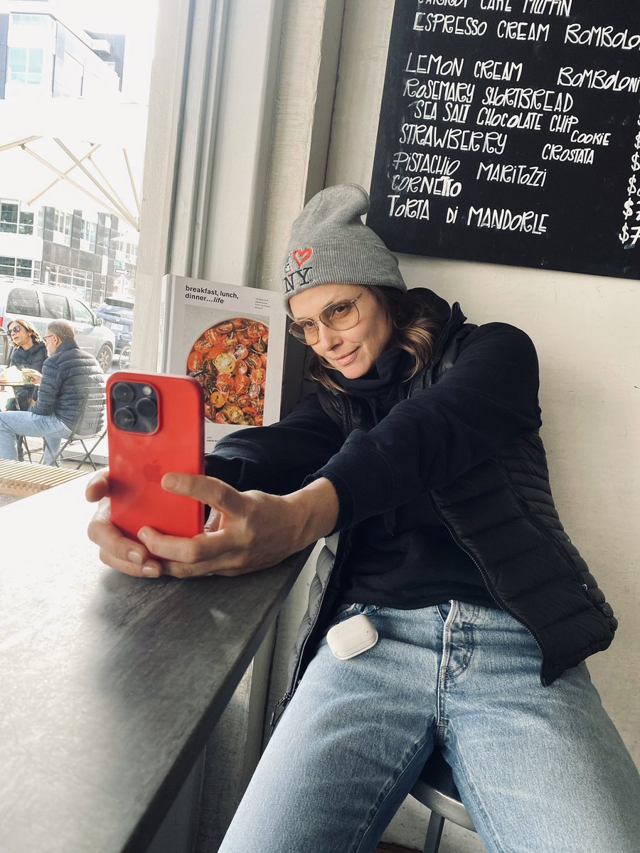 Bridget Moynahan tweet media