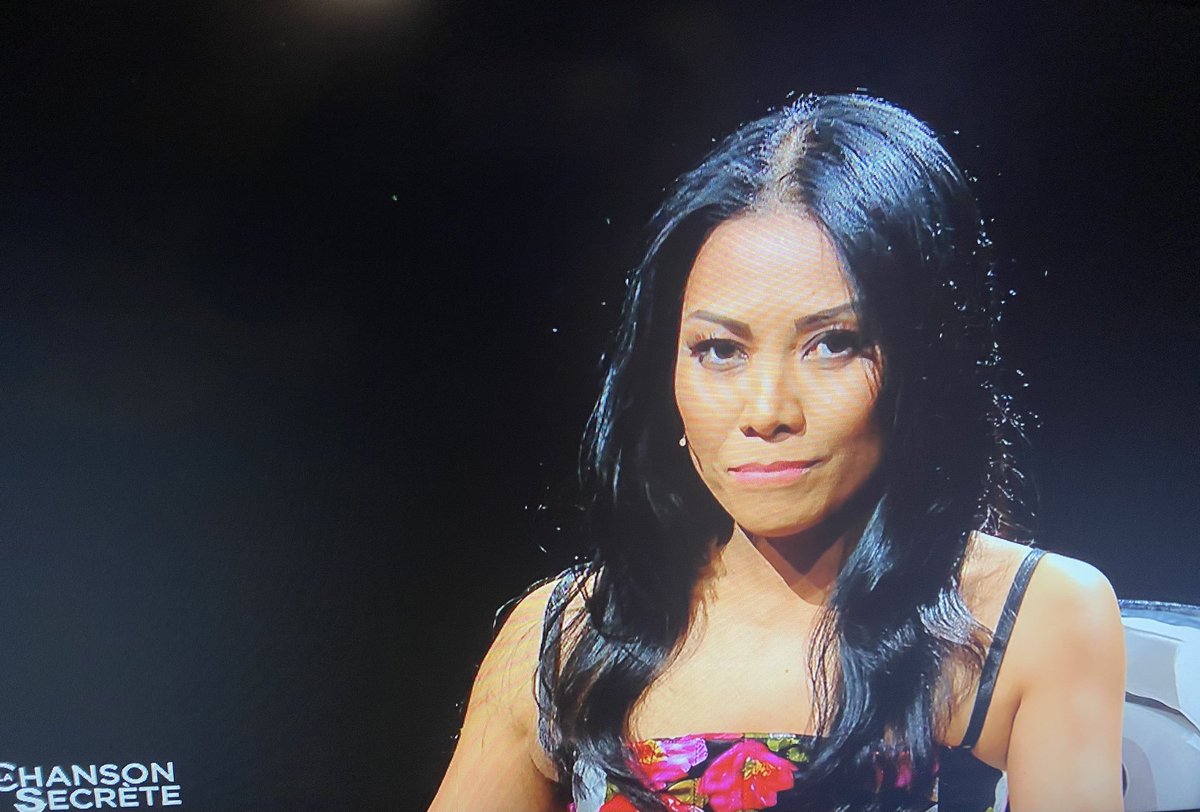 Brigitte_K53's tweet photo. Bohemian Rhapsody de Queen Pour #AnggunCipta dans #LaChansonSecrete Que d’émotions @vincentniclo votre sublime voix dans un nouveau registre à explorer😍Waw c’était époustouflant avec @natachastpier @Chimene_Badi et vous Vincent.J’ai encore des frissons . Des bises Vincent 😘🌹❤️ https://t.co/R9FC5TVAH8