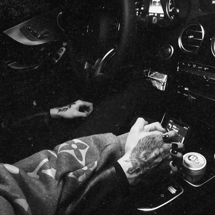 happy one year to us 
<a href="/X0BSESSI0N/">eliott</a>