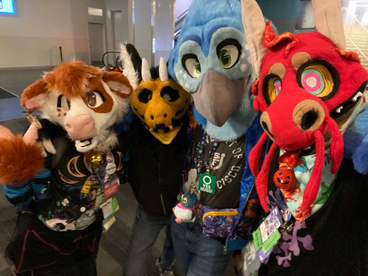 for my last #FursuitFriday, i wanted to inclue as many of my good friends as possible. i had gotten bonegrave back in 2021 after arriving home from MFF and ever since then i've had some of the most amazing memories with you all. here's to more of those memories &lt;3 farewell 2023!