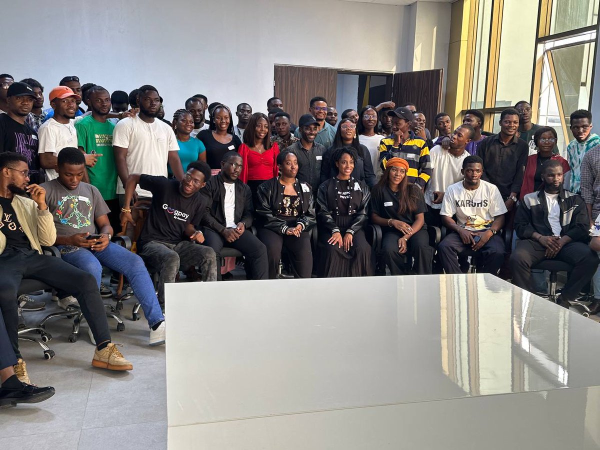 JohnOmoseni's tweet photo. Just had an incredible time at the Aleo zkHouse Lagos workshop! π Learned so much about zero-knowledge technology and its applications. Big shoutout to @aleoHQ, @dradaku, and @alysiatech for organizing such an insightful event. #AleoNigeria #AleoLagos #AleoZkHouseLagos" https://t.co/5VfFXQJ8UU