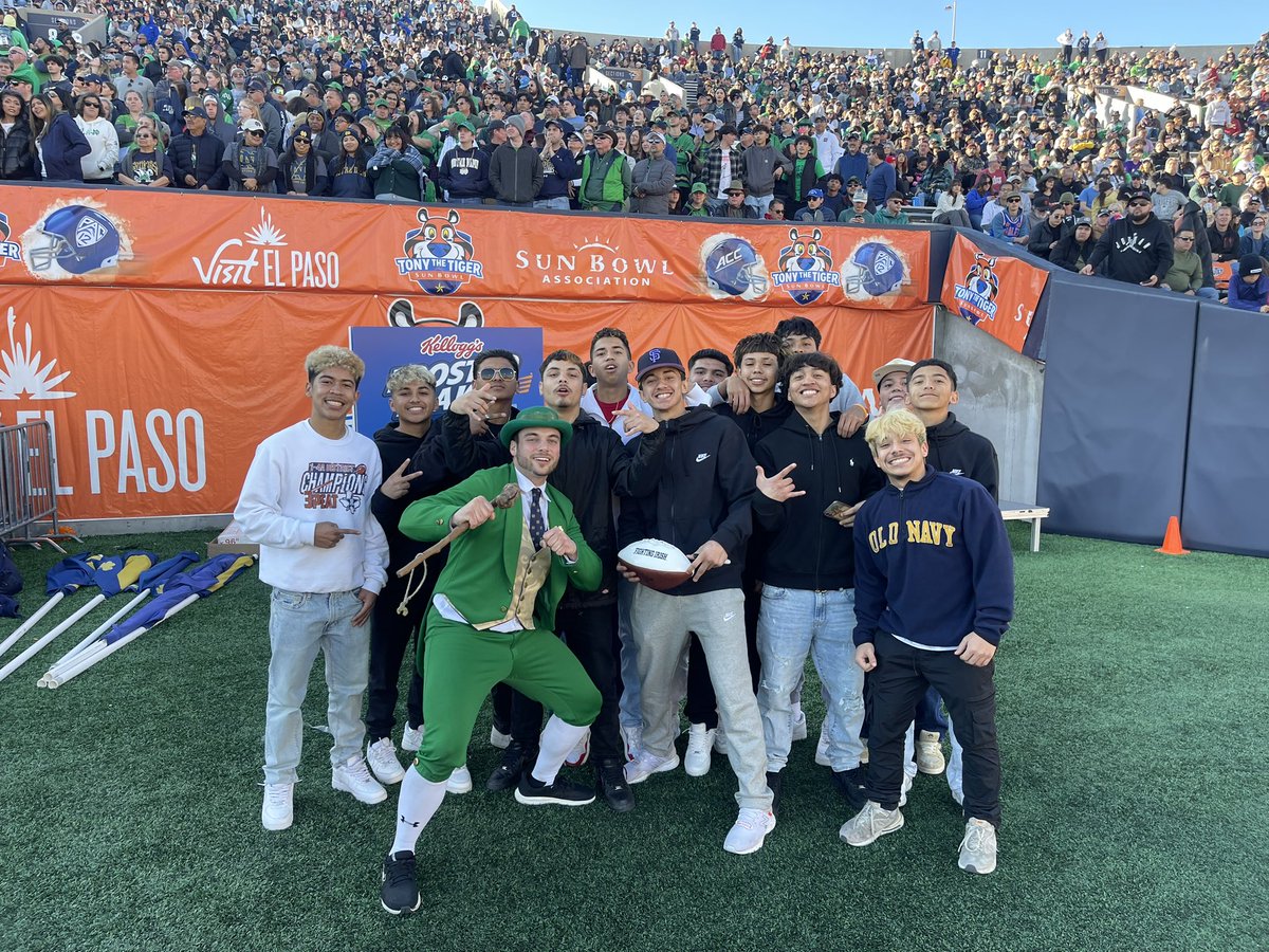 𝙂𝙖𝙧𝙮 𝙍𝙚𝙘𝙤𝙙𝙚𝙧 tweet media