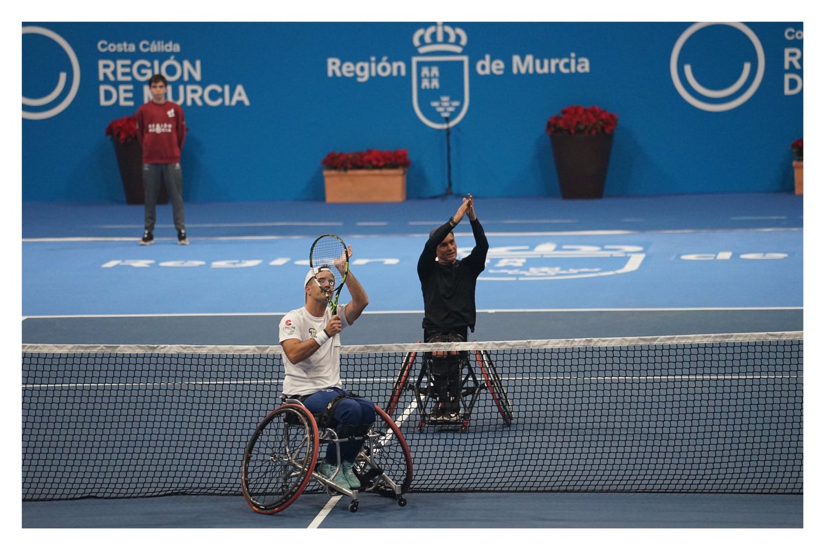 RMelendreras's tweet photo. Una bonita fiesta del tenis con @carlosalcaraz y otros cracks para finalizar 2023 https://t.co/Uis3wE6NpC