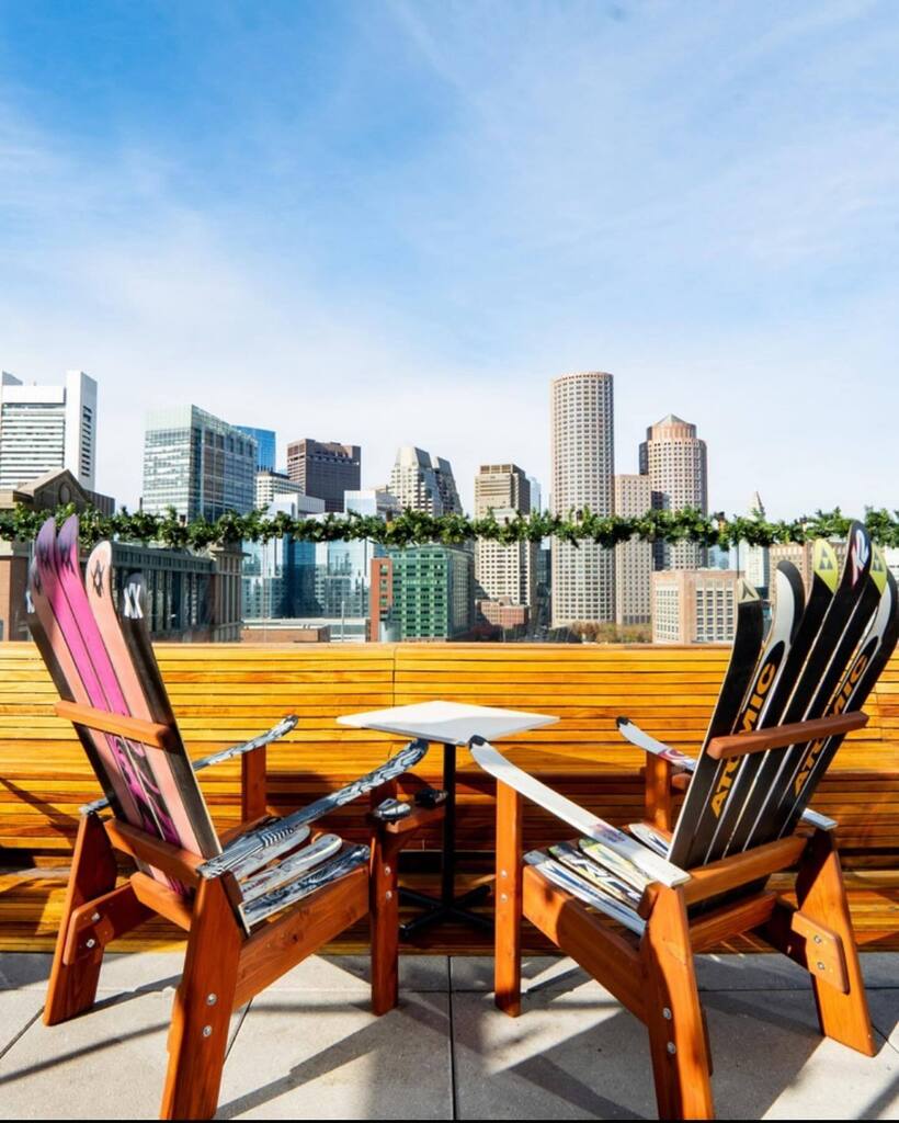 COSkiChairs's tweet image. Two of hearts.  Get a set of 2 chairs this week and we will throw in 2 bonus gifts.  #chairs #pair #setoftwo @deck12boston @aspenco instagr.am/p/C1dHxzUOXRX/