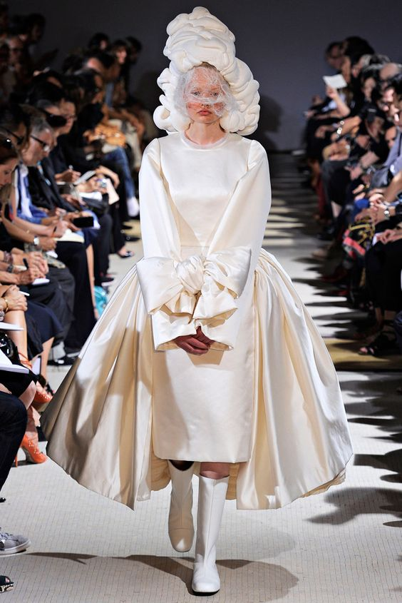 DvilCouture's tweet photo. Comme des Garçons Spring Summer 2012 Details https://t.co/BldZP5hLLt