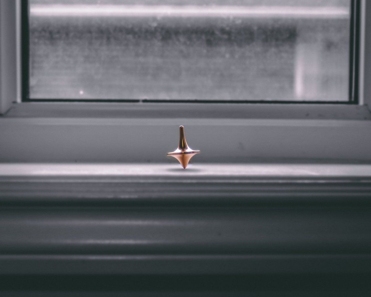 BradRamanah's tweet image. No idea is simple when you have to plant it in someone else’s mind 
.
.
.
.
#spinningtop #inception #christophernolan #inception2 #hanszimmer #toronto #torontophotographer #torontovideographer #videographer