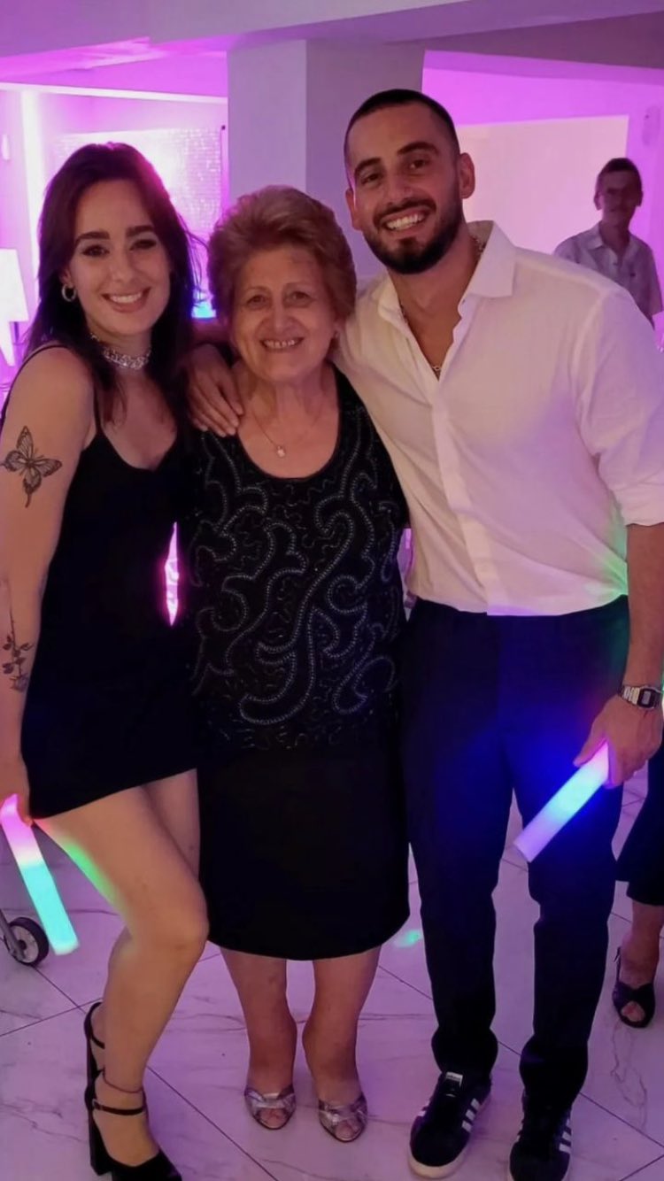 chusmeandoo on X: "Flor jazmín y nico occhiato juntos en el cumple de la nona conce. Ya podemos dormir tranquilos???? #Nadiedicenada https://t.co/WaIUhP7pbl" / X