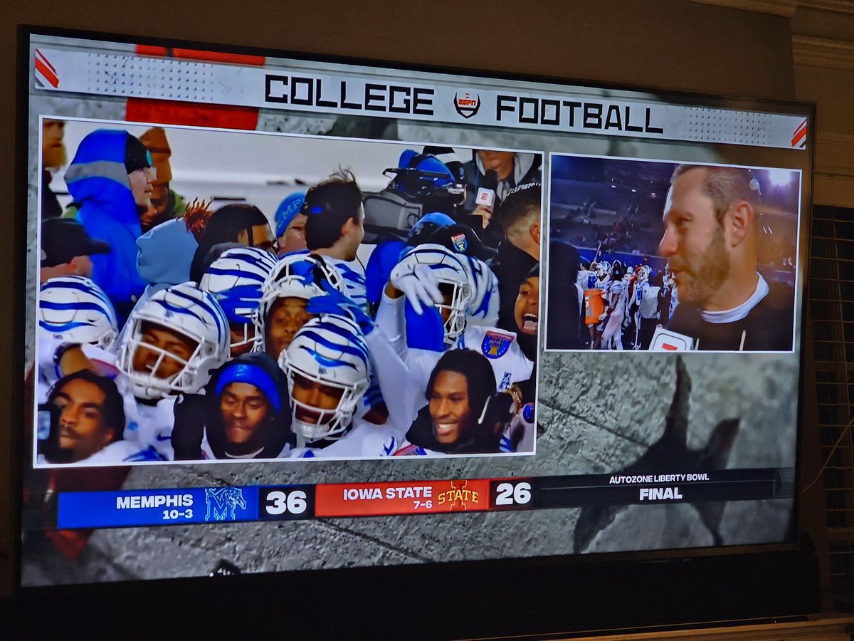 "I love this city so damn much." - <a href="/RSilverfield/">Ryan Silverfield</a> <a href="/LibertyBowl/">Liberty Bowl Fan</a>

😭😭😭😭😭