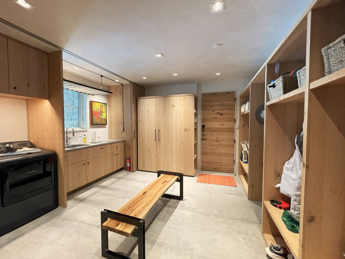 jensen_design's tweet photo. Stunning Mudroom/ Laundry combo! https://t.co/RZhmW5cx3t