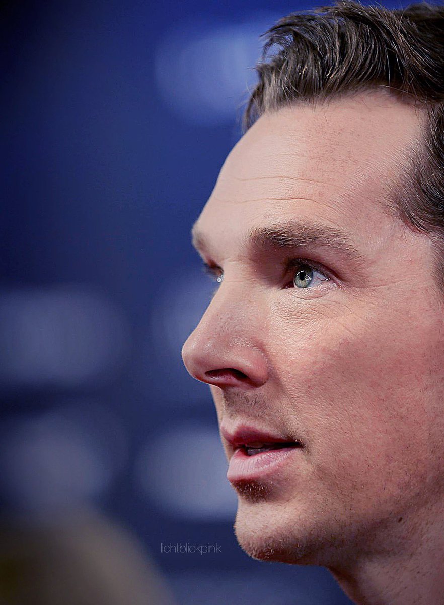 benlockedandy's tweet photo. @TheCinesthetic This man. Full stop.
#benedictcumberbatch #profilebatch https://t.co/izuADzfheL