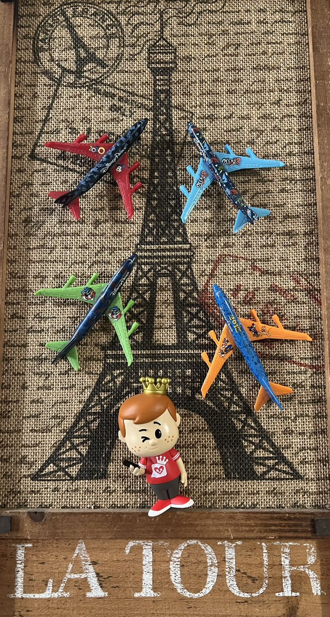 dj3cb's tweet photo. Which Con’s should we go in 2024 👀!
Freddy’s New Years Vacation!!
Make sure to post your pictures to participate in the #funkophotoadaychallenge ! And to tag @FunkoLeeM and myself to enter ! We have a few days left !!
#December29th
#funkophotoadaychallenge
#funko
@dj3cb
@FunkoLeeM