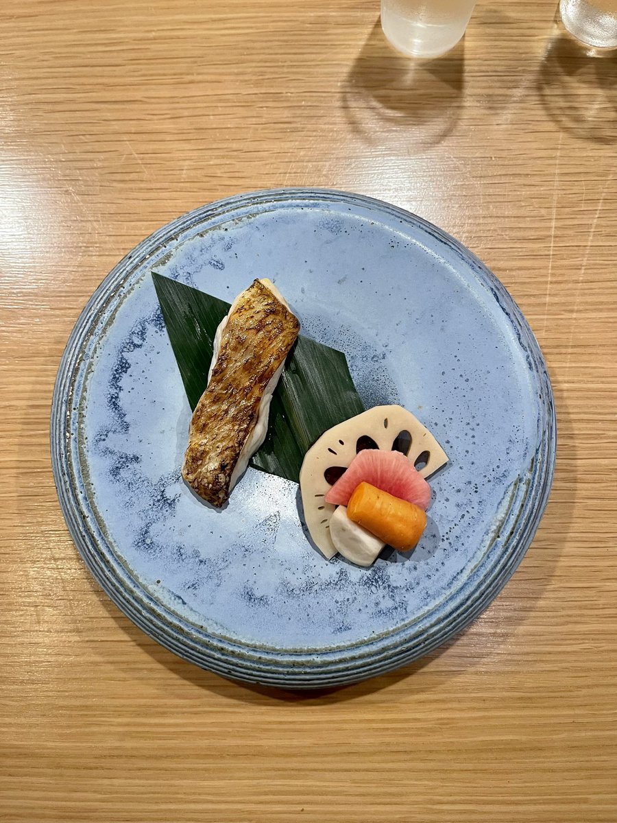 Ben Hundreds tweet media