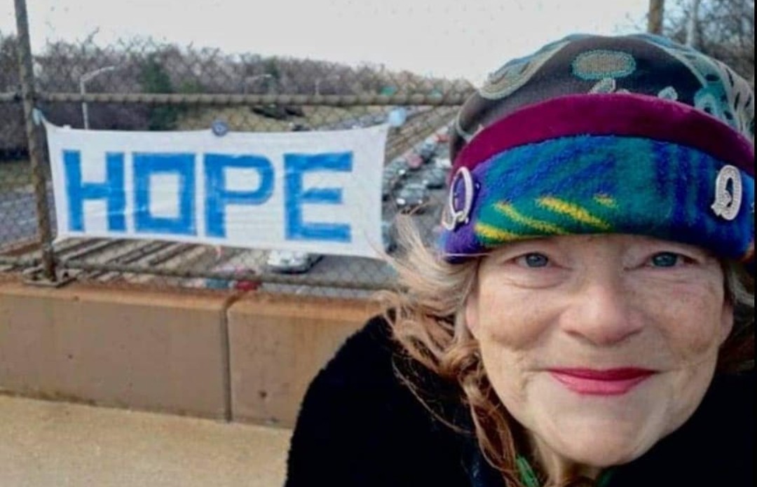 LeahMickeyD17's tweet photo. #VeronicaFriday
#ThePeoplesBridge
#VeronicaWolski
๐บ๐ธ ๐ฆ
โค๏ธ ๐ค ๐ ๐ฆ
๐บ๐ธ
Faith. HOPE. L๐คve.
We must remember ... God gives the toughest battles to His strongest soldiers (Anons). https://t.co/N9ztZngTnM