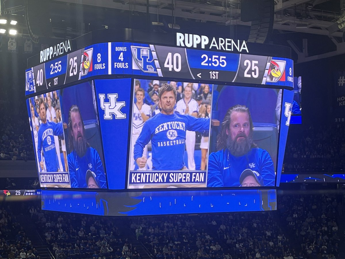 Actor and Kentucky fan Steve Zahn in the house!