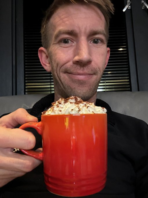 Did someone say No PPV page?!?   For the fan who just wants it ALL!!!  https://t.co/SXpOxl65MS   Ya Welcome