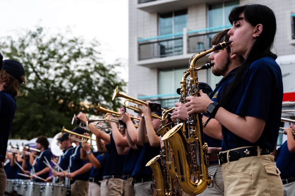 Bring the noise, <a href="/UTRMB/">Rocket Marching Band</a>!