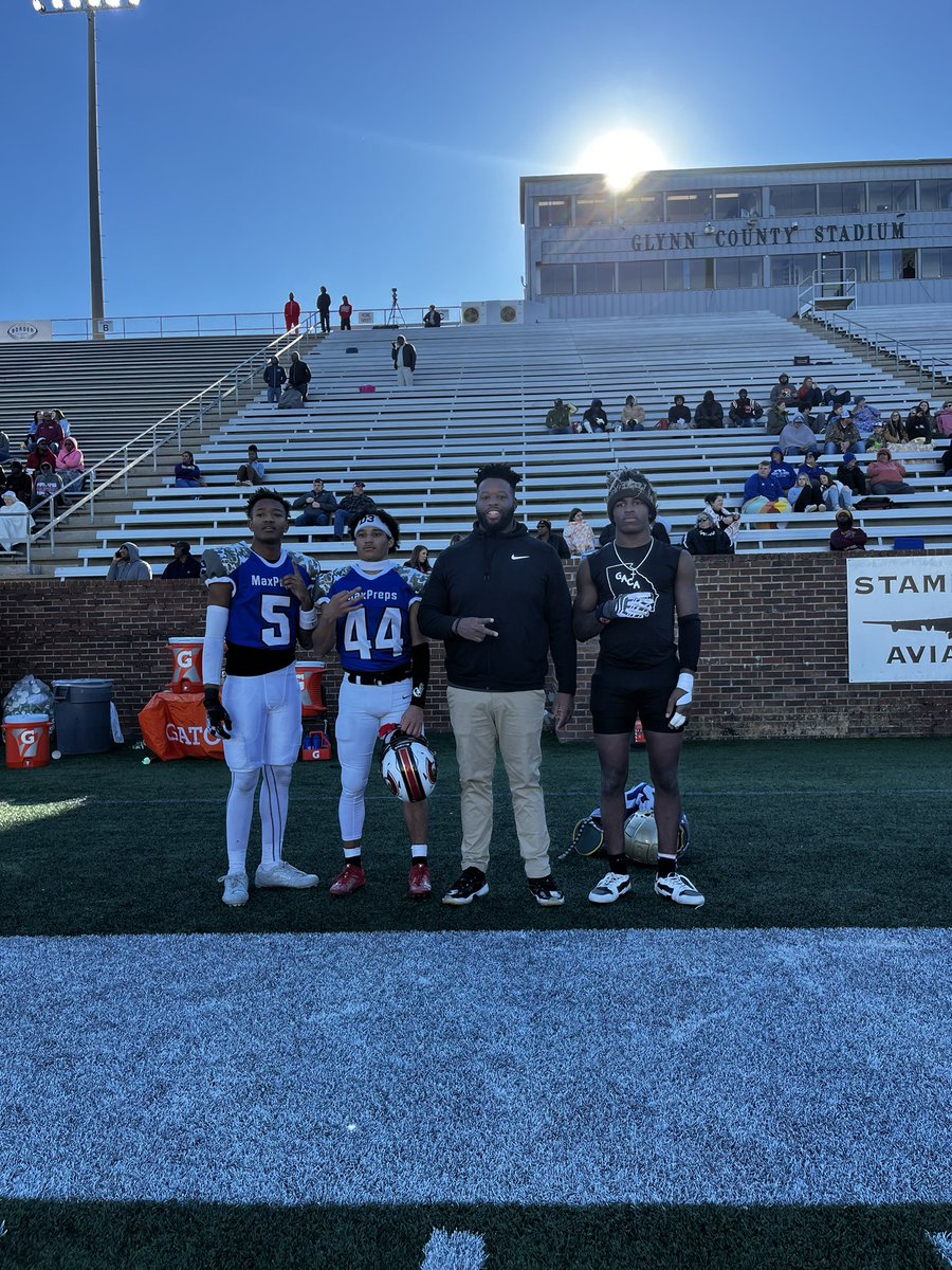 Enjoyed coaching some of the top athletes in class of “26 at the sophomore @GACACoaches all star game. Thanks to my @CarverATLSports Coaching family and @Purduer91 for the opportunity @CarverATLSports @bufordathletics @GACFootball @Alex_B2C @On3Recruits @HouseRecruiting