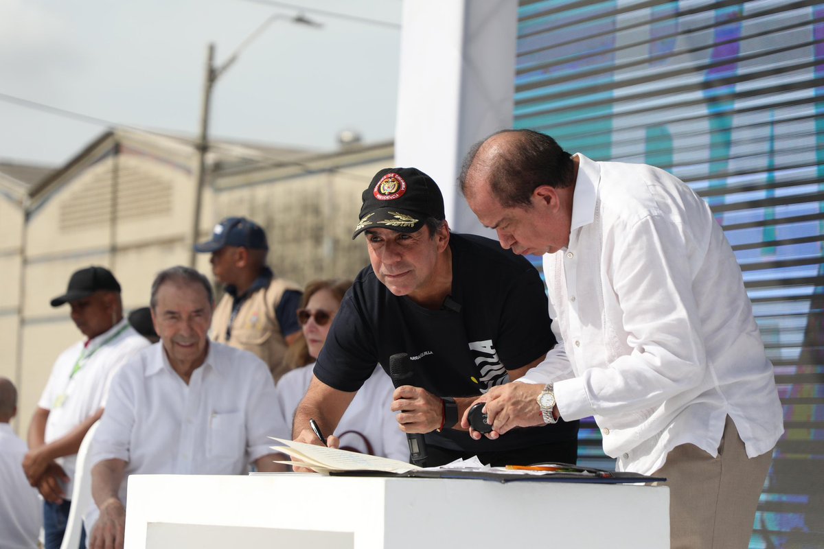 Radar Económico Internacional: Alejandro Char, su apuesta es tener la mejor alcaldía …areconomicointernacional.blogspot.com/2023/12/alejan…