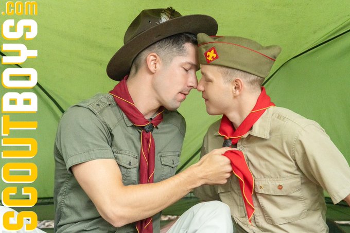 Go watch me teach @Noahwhitexxx how to pitch a tent ⛺️😈 https://t.co/XlMQtJKdV4<a class="tags" target="_blank" title="On Twitter" href="/?out=eyJ0eXAiOiJKV1QiLCJhbGciOiJIUzUxMiJ9.eyJpYXQiOjE3MTM2Nzc2NDYsImlzcyI6InR3cG9ybnN0YXJzLmNvbSIsIm5iZiI6MTcxMzY3NzY0NiwiZXhwIjoxNzQ1MjEzNjQ2LCJyZWRpcmVjdF91cmwiOiJodHRwczovL3R3aXR0ZXIuY29tL05vYWh3aGl0ZXh4eCJ9.O_n_8xgGKJe0suWCPVuL07eqKqysEuN4lDyT9o0o1B--QwZhKvpUQVsECUAbJIF2s8EJTwyQZ0tQ4qFokJTeKw">@Noahwhitexxx</a>