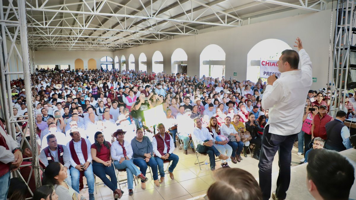 juliomiguelhg's tweet photo. En Izúcar de Matamoros, también hay un equipo fuerte y comprometido, que respalda a nuestro precandidato único a Gobernador @armentapuebla_. 

¡Vamos a consolidar el segundo piso de la transformación! https://t.co/q4224IXy4y